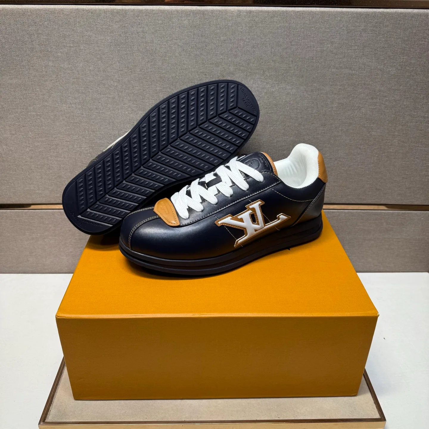 Men's men's shoes 💰pp560 [LV～] Men's casual shoes 2025z cabinet sales simultaneously 🔶Size: 38-44 #️⃣ 🔷6 colors🔜The upper is made of multi-material splicing➕Mesh lining, comfortable and breathable, sole: original comfortable and wear-resistant outsole, ⚠️real thing📱photographed🎬real thing is better📢📢📢